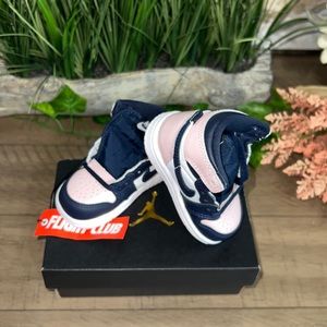 JORDAN Retro 1 (size 4c)